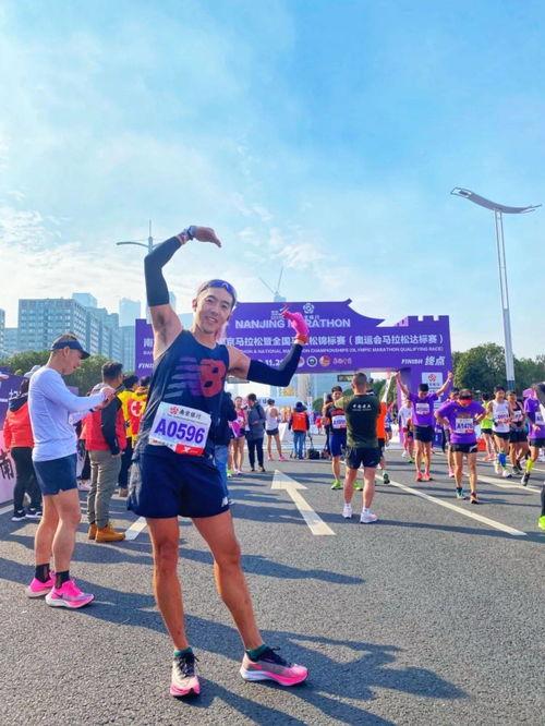 娱乐吃瓜酱鸭子跑马拉松,吃瓜酱鸭子跑马记